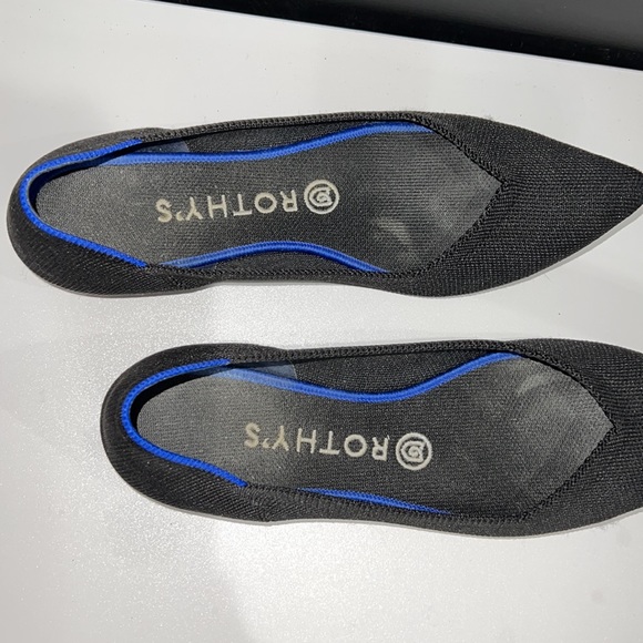 Rothy’s Black Solid The Point Flats - Picture 5 of 9